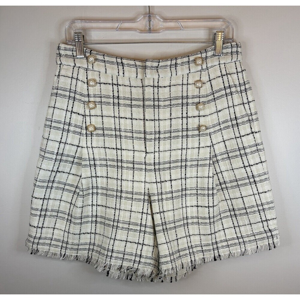 C WONDER Black White Plaid Tweed Shorts Medium Fringe Hem Pearl Button High Rise